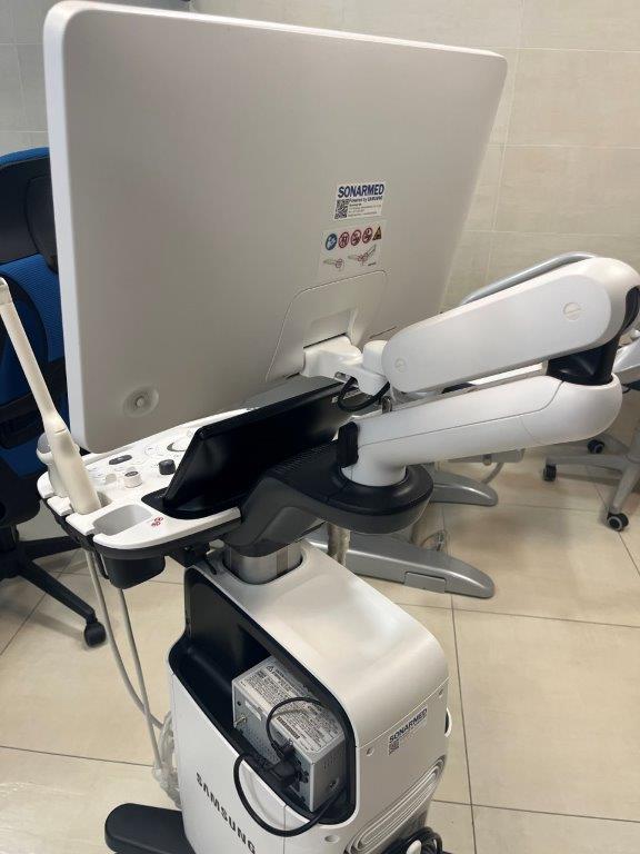 Használt Samsung HS40 ultrahang készülék 3D/4D hasi és 2D hüvelyi fejjel