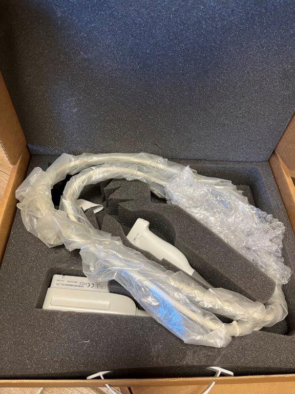 Használt SonoAce R7 típusú ultrahang készülék szülészeti, nőgyógyászati, radiológiai célra Használt SonoAce R7 típusú ultrahang készülék szülészeti, nőgyógyászati, radiológiai célra