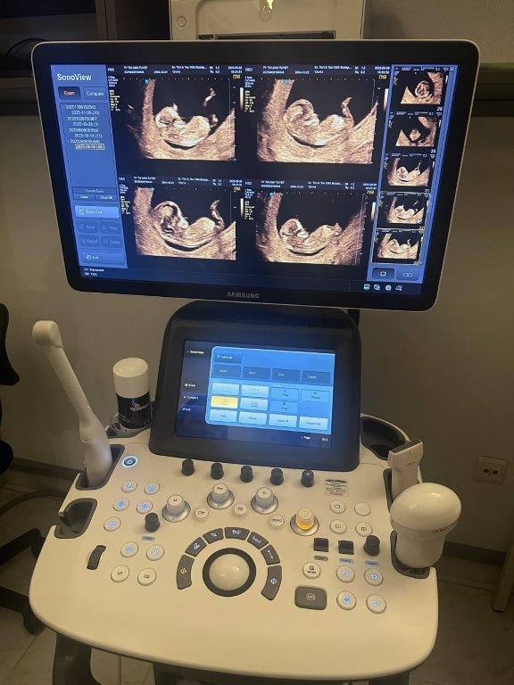 Használt UGEO H60 típusú 2D/3D/4D ultrahang készülék három vizsgálófejjel